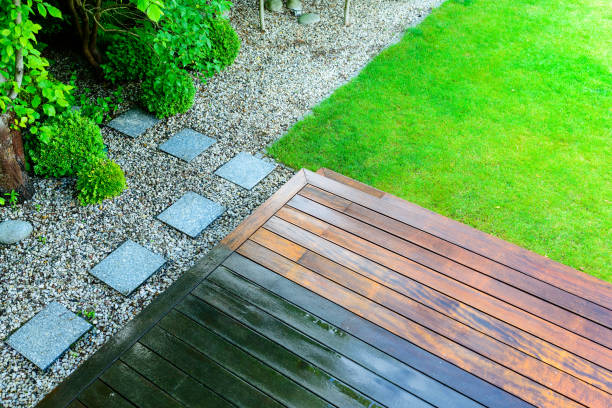 Best Animal Enclosure Cleaning  in Lincroft, NJ